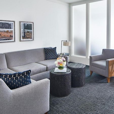 The Hotel Landing Wayzata Eksteriør billede